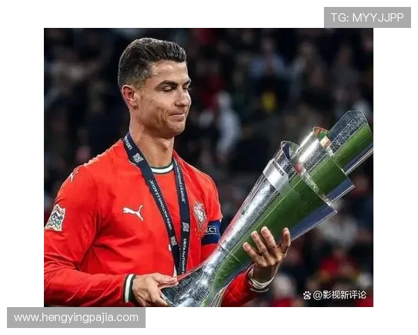 因凡蒂诺祝贺C罗世预赛射手王再创辉煌成就